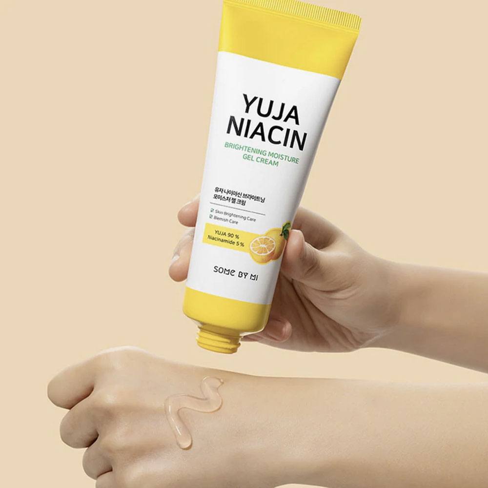 Yuja Niacin Brightening Peeling Gel