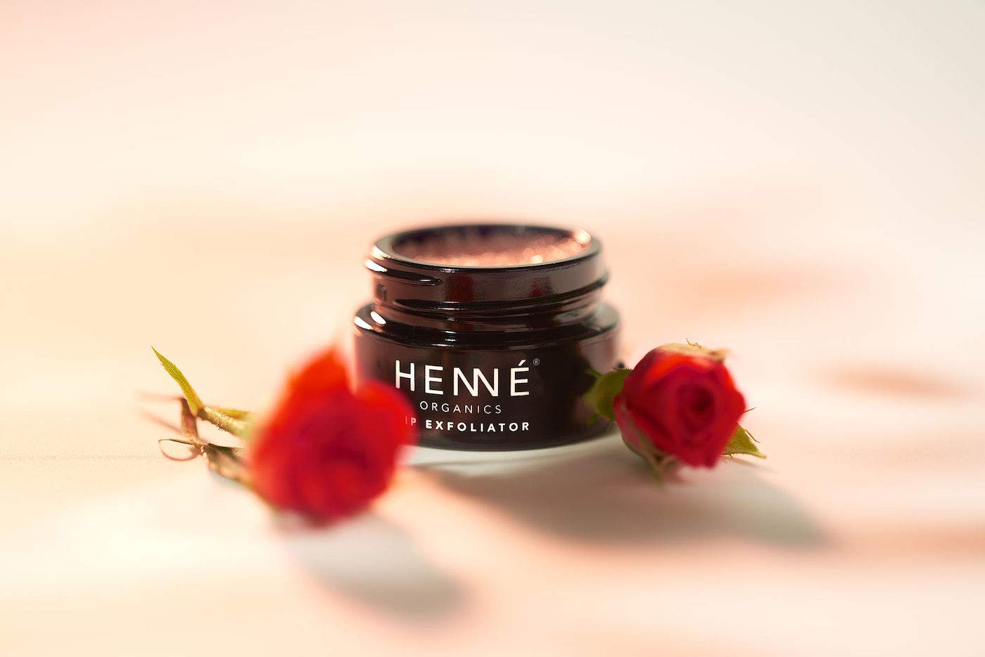 Rose Diamonds Lip Exfoliator | HENNÈ Organics