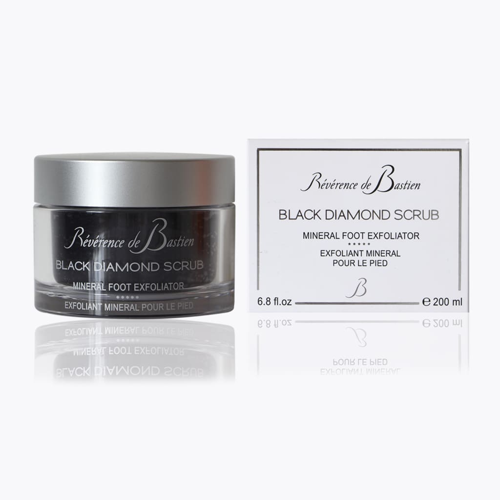 Black Diamond Scrub | Révérence de Bastien | Look Beautiful Products